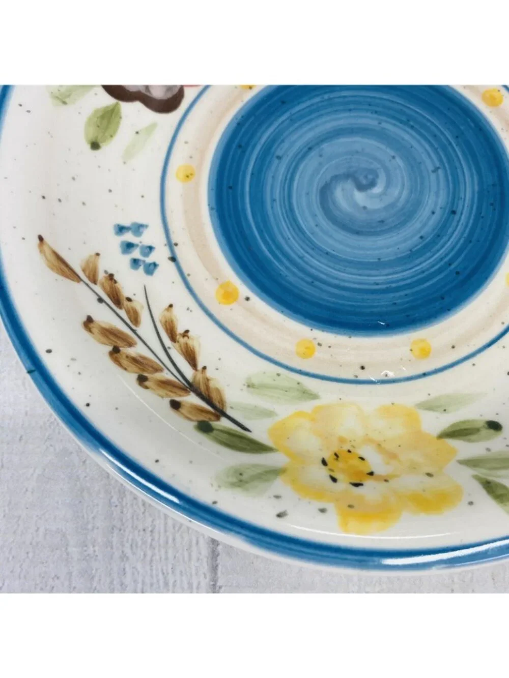 Royal Norfolk FLORAL BLUE CENTER SPECKLED Stoneware Round Salad Plates Set 3